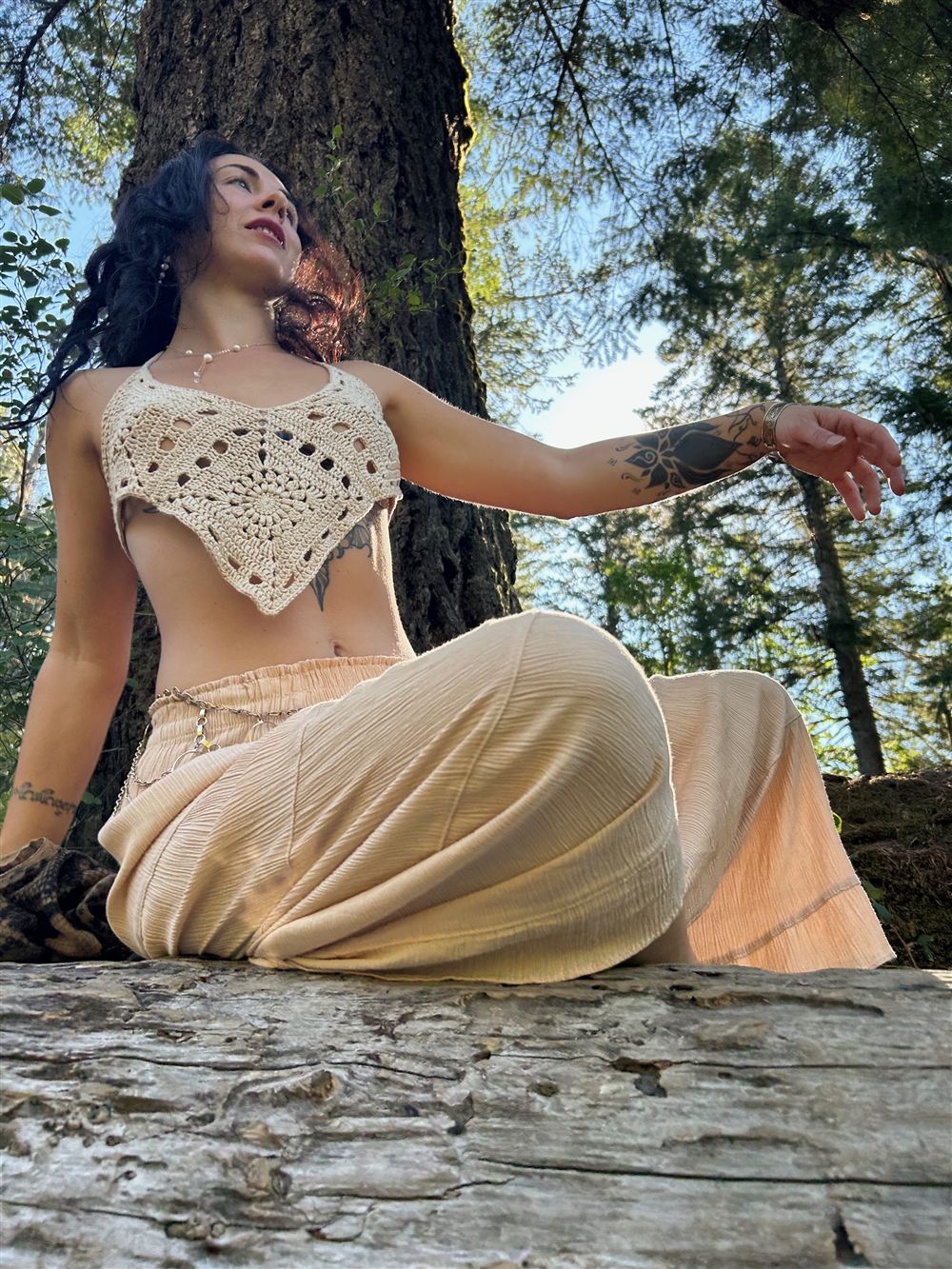 Coral in a cream set in the forest