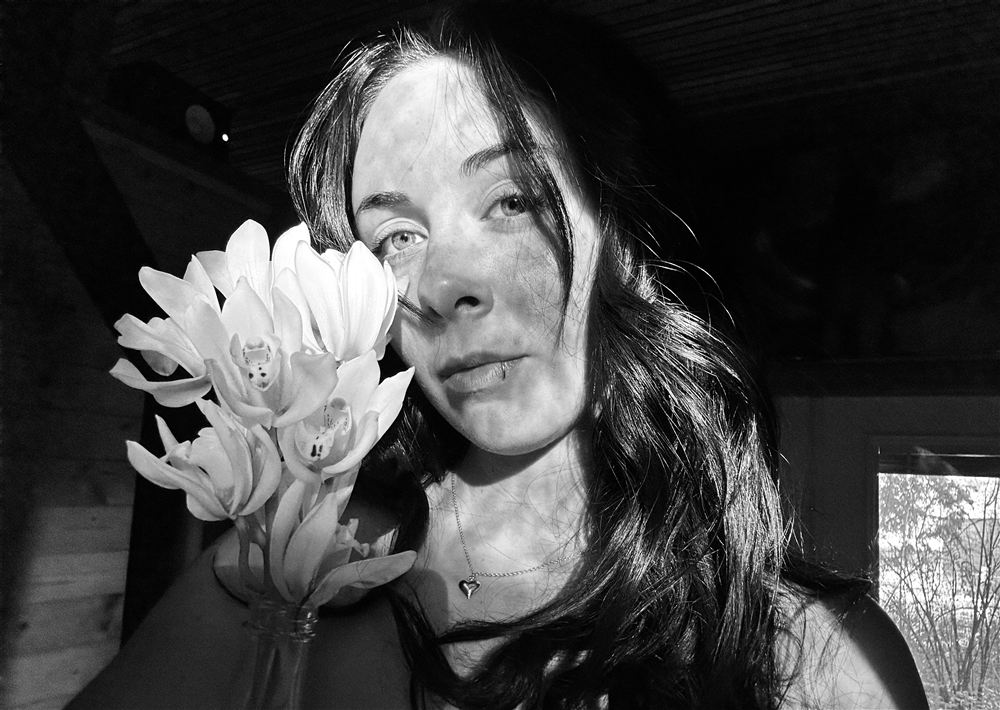 Coral holding flowers
